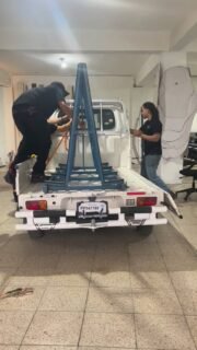 “Así nos preparamos para entregar los espejos de nuestros clientes que aprovecharon el 20% de descuento ✨🪞🚚”#Descuentos
#Ofertas
#Promociones
#Liquidación
#Sale