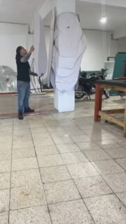 “Cómo Pasar de un Espejo Simple a un Espejo Instalado Profesionalmente ##InstalaciónDeEspejos #CambioDeEspejo #DIY #HazloTuMismo #DecoraciónDelHogar